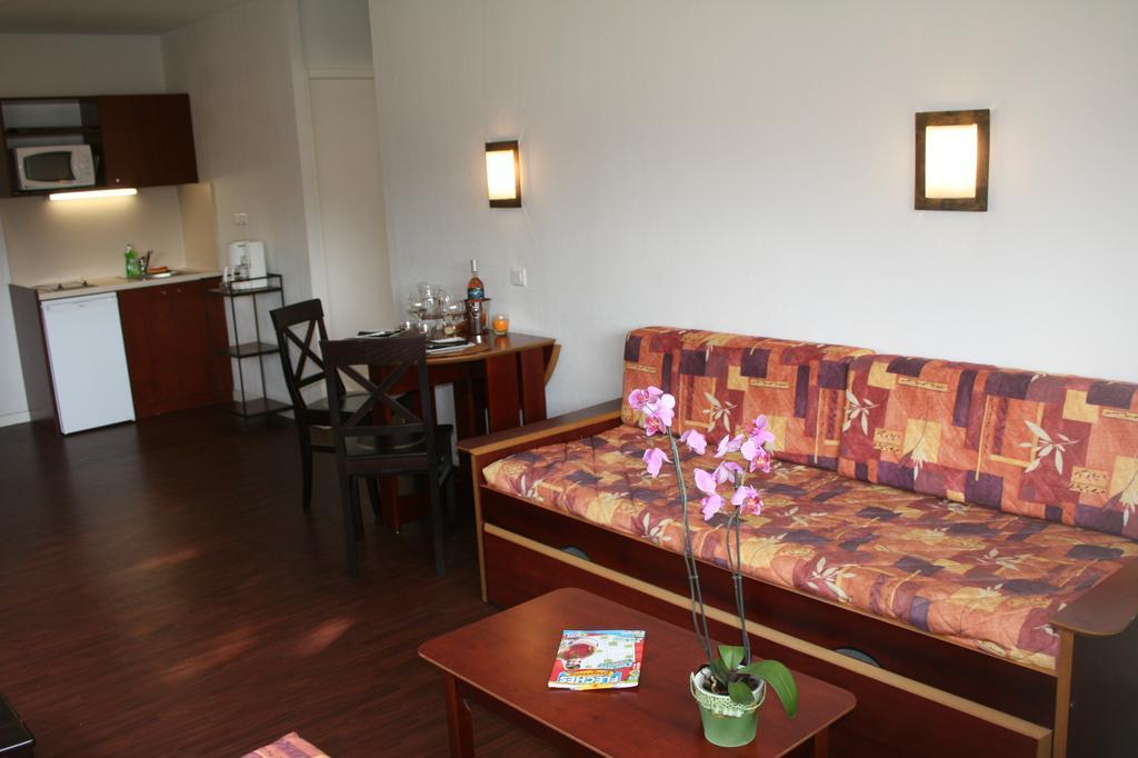 Ferienwohnung Le Domaine Des Oliviers Saint-Cyr-sur-Mer Zimmer foto